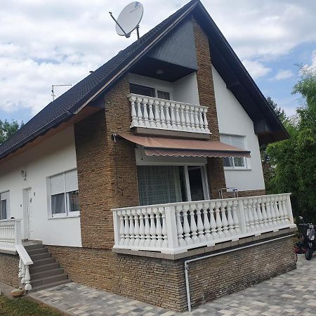 Wolf Vendeghaz Villa Balatonkeresztúr Eksteriør bilde